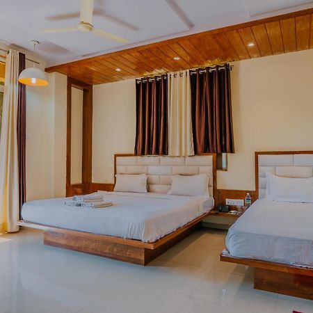 Hotel Oakwood Mahabaleshwar Exterior photo