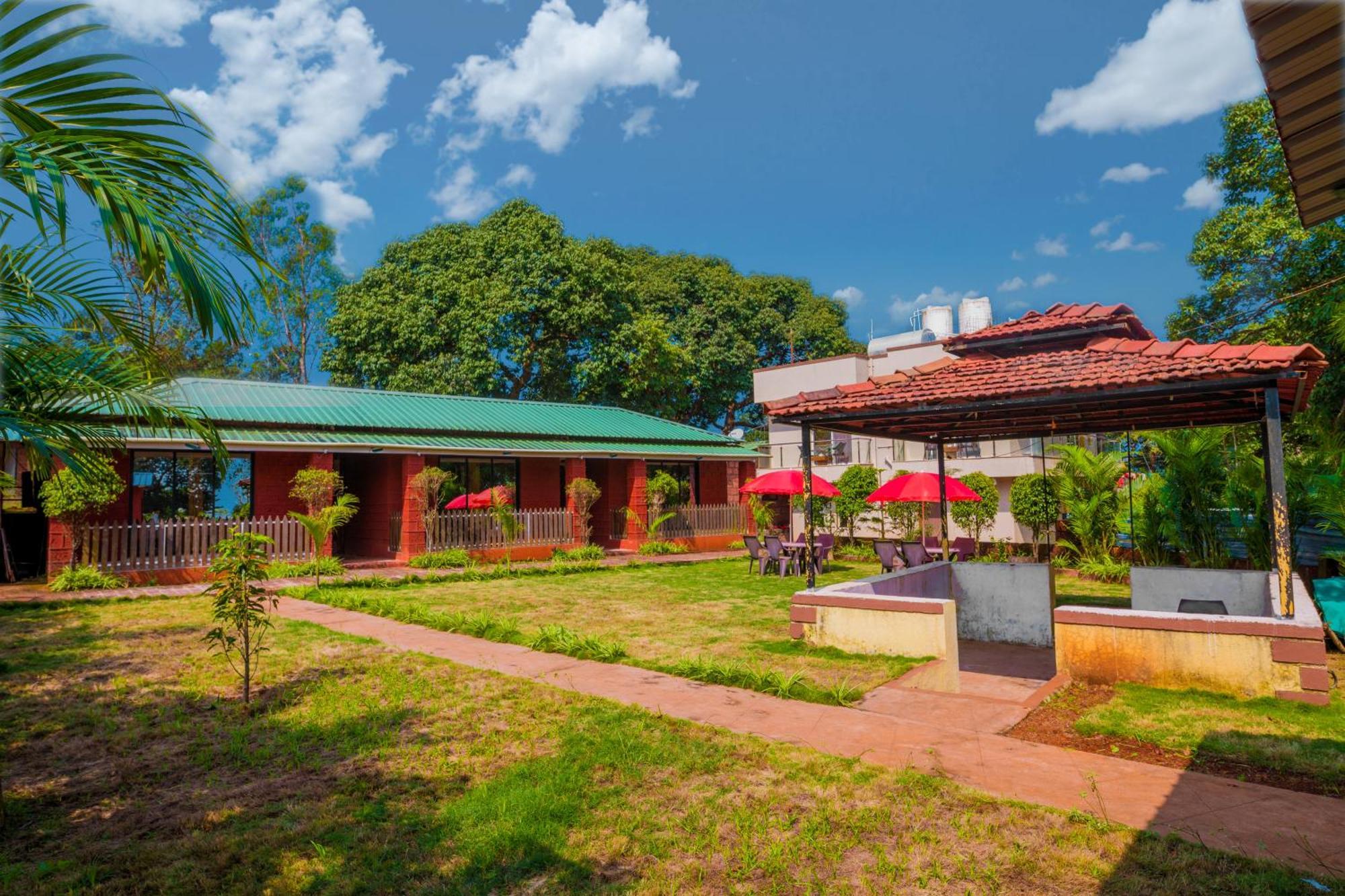 Hotel Oakwood Mahabaleshwar Exterior photo
